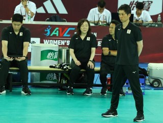 日本女排3-1韩国取4连胜锁F组头名：山口豪言3连冠 匡奇压力来了